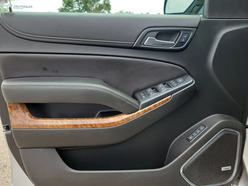 Used 2018 SILVER ICE METALLIC Chevrolet Premier image 18