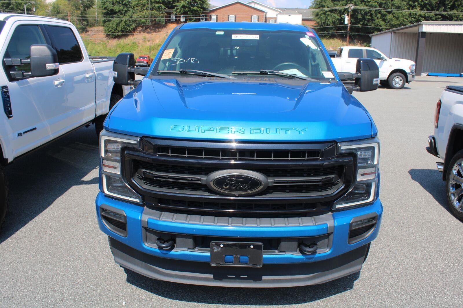 Used 2020 Velocity Blue Ford Lariat image 2