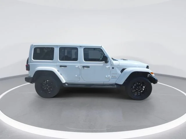 Used 2023 White Jeep Sahara 4xe image 9