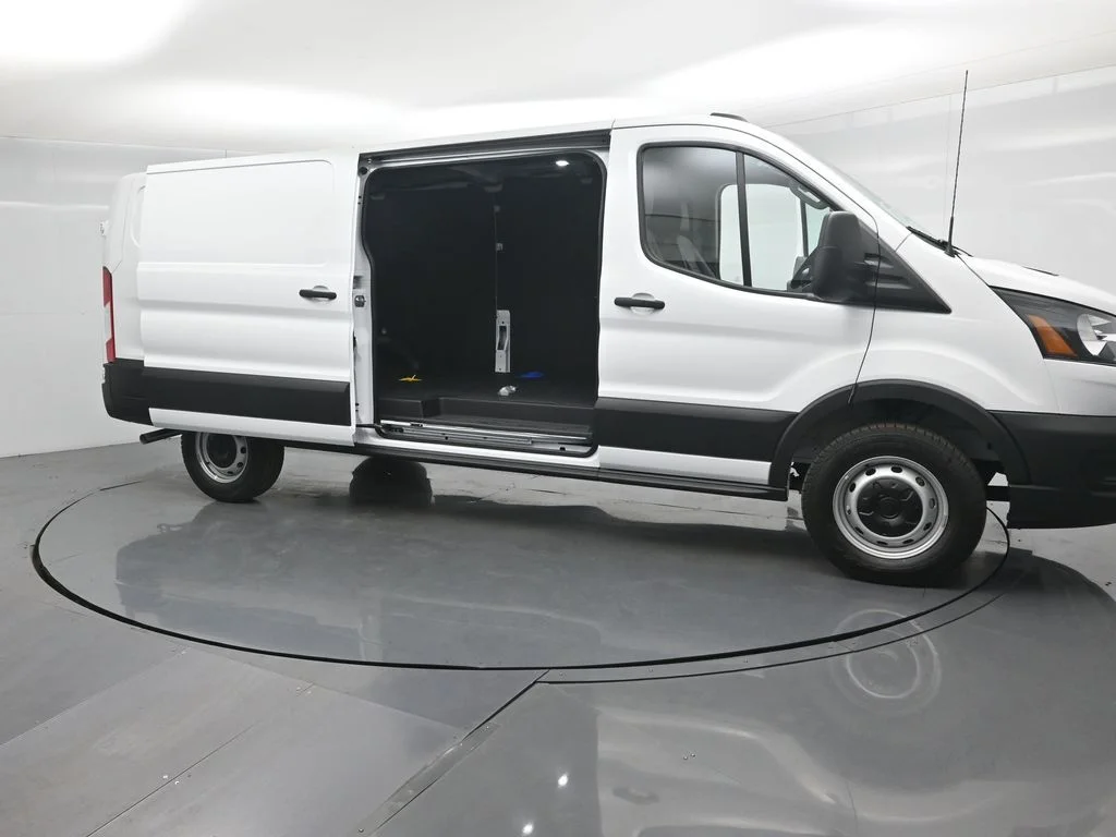 New 2026 White Ford Base image 31