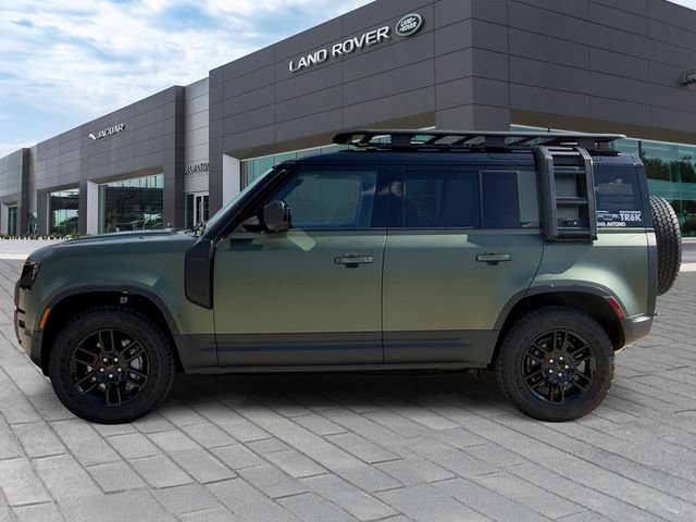 New 2026 Woolstone Green Land Rover S image 2