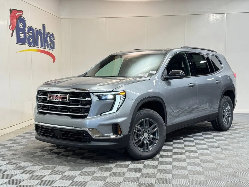 New 2026 Sterling Metallic GMC Elevation image 2
