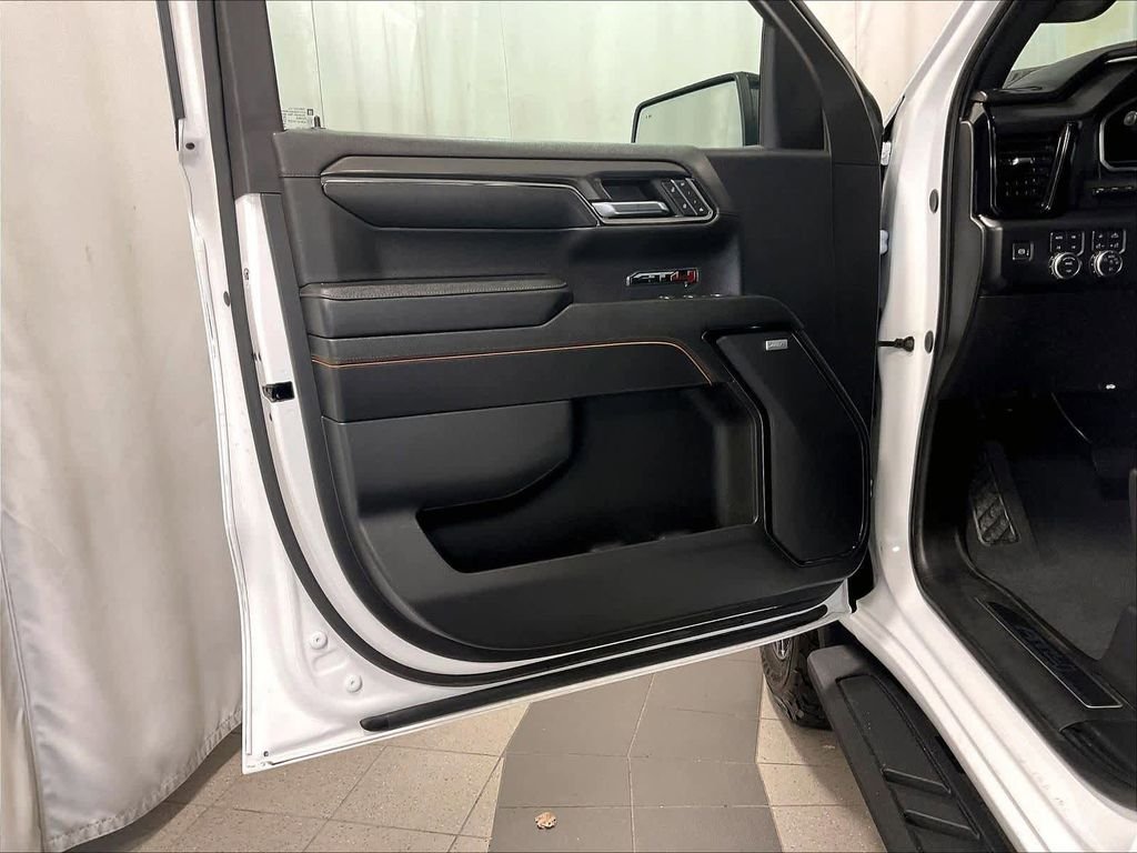 Used 2024 White GMC AT4 image 12