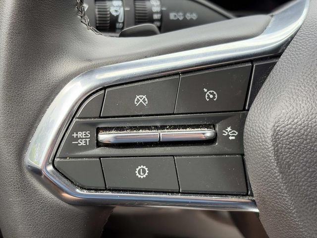 Used 2025 Gray Chevrolet Z71 image 23