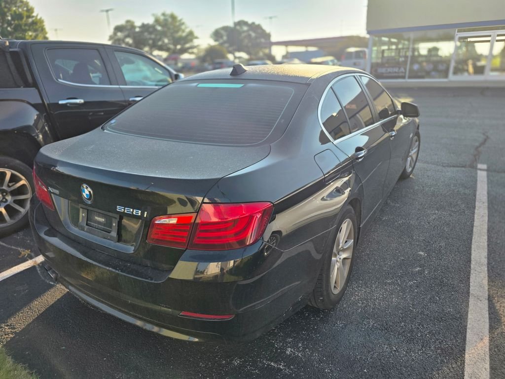 Used 2013 Jet Black BMW 528i xDrive image 5