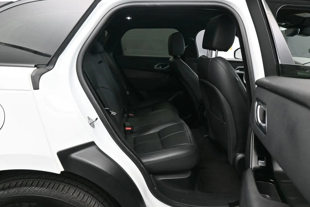 Used 2025 Gray Land Rover Dynamic SE image 35