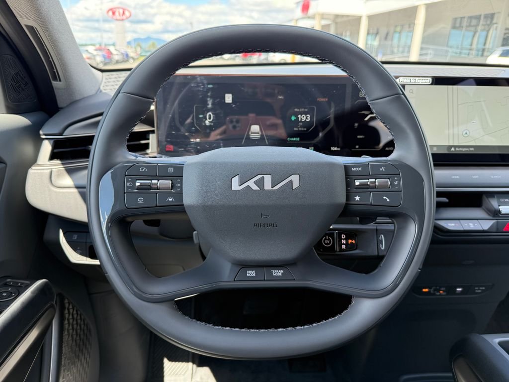 New 2026 Ocean Blue Kia Wind AWD image 22
