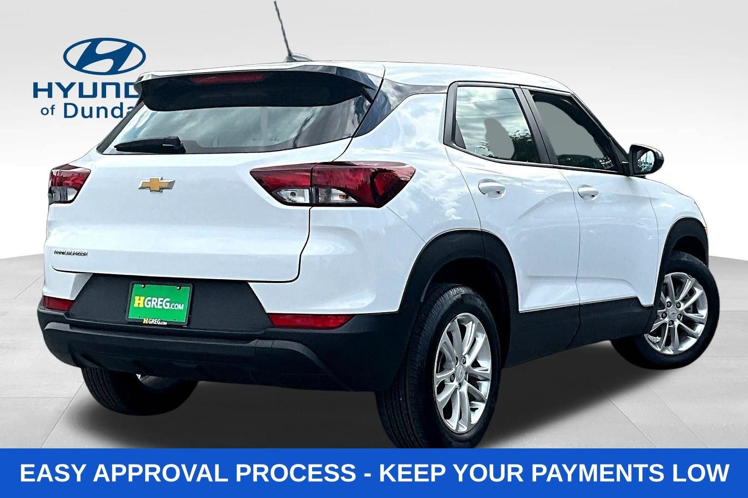 Used 2024 White Chevrolet LS image 8