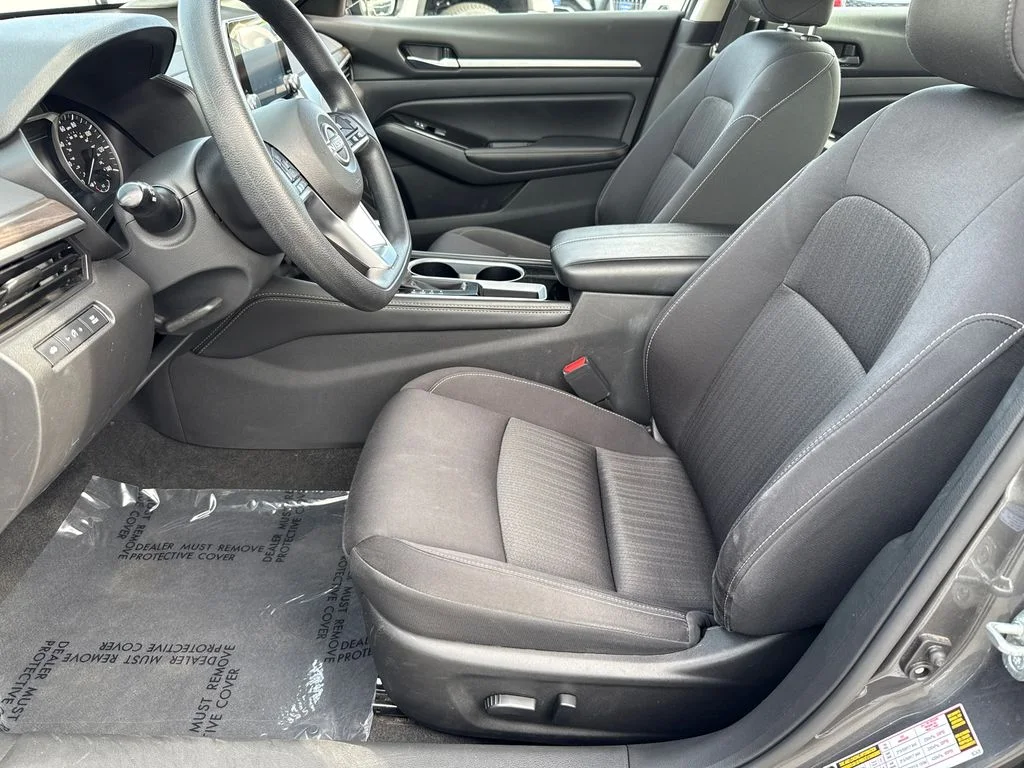 Used 2023 Gray Nissan 2.5 SV image 29