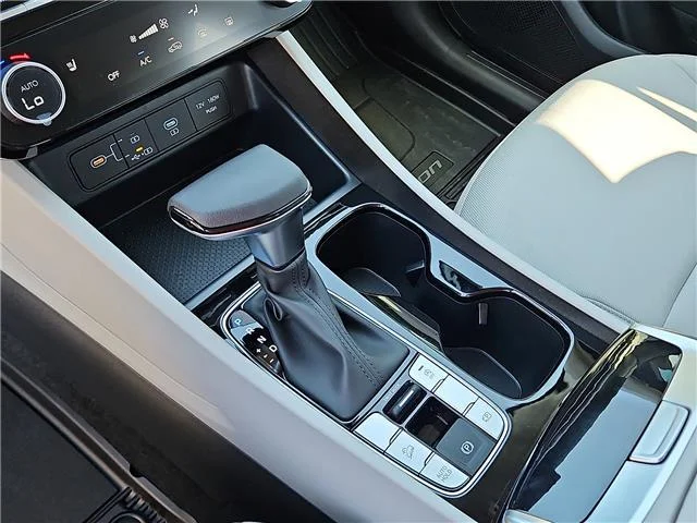 New 2026 Phantom Black Hyundai SEL image 20