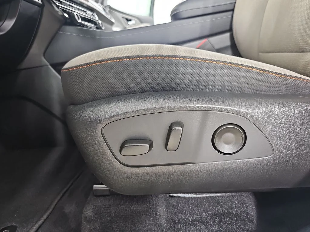 Certified Used 2025 White Chevrolet LT image 37