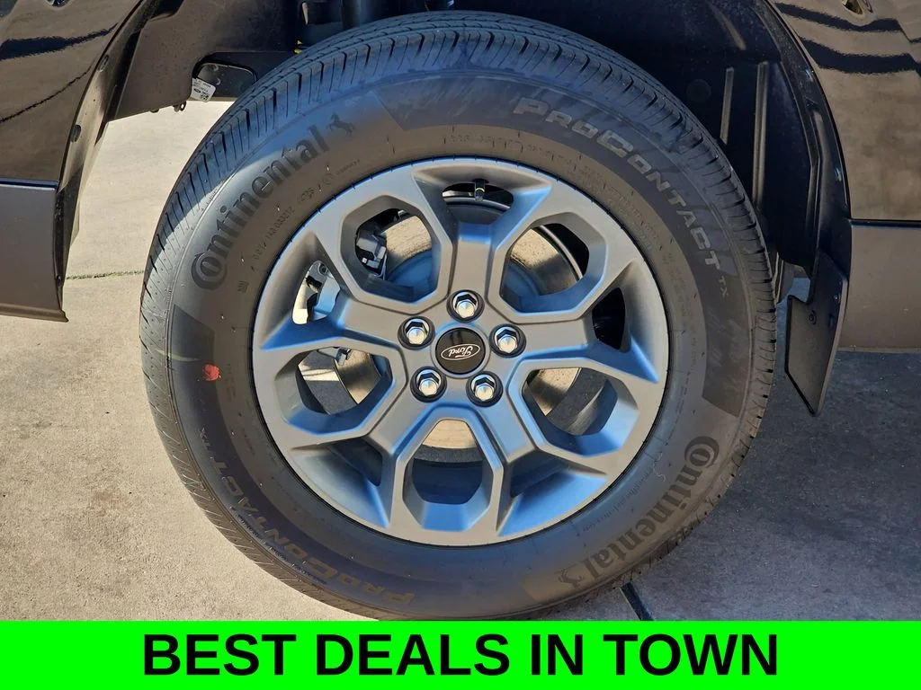 New 2026 Shadow Black Ford XLT image 37