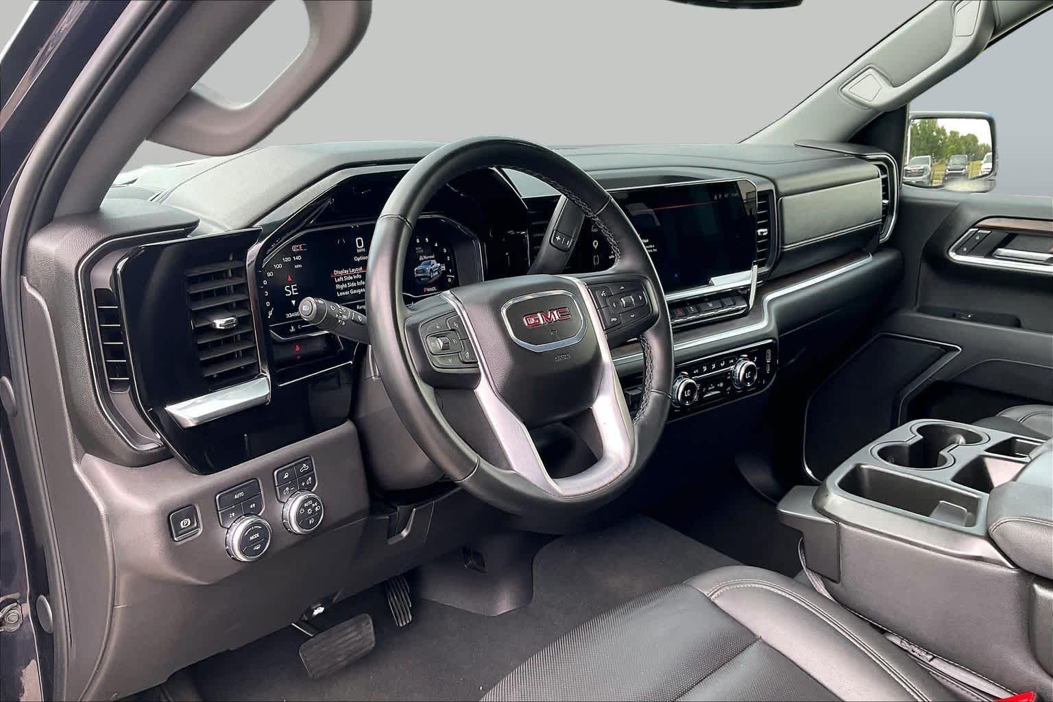 Used 2025 Titanium Rush Metallic GMC SLT image 17