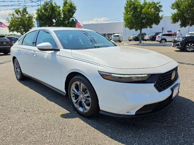 Certified Used 2024 Platinum White Pearl Honda EX image 7