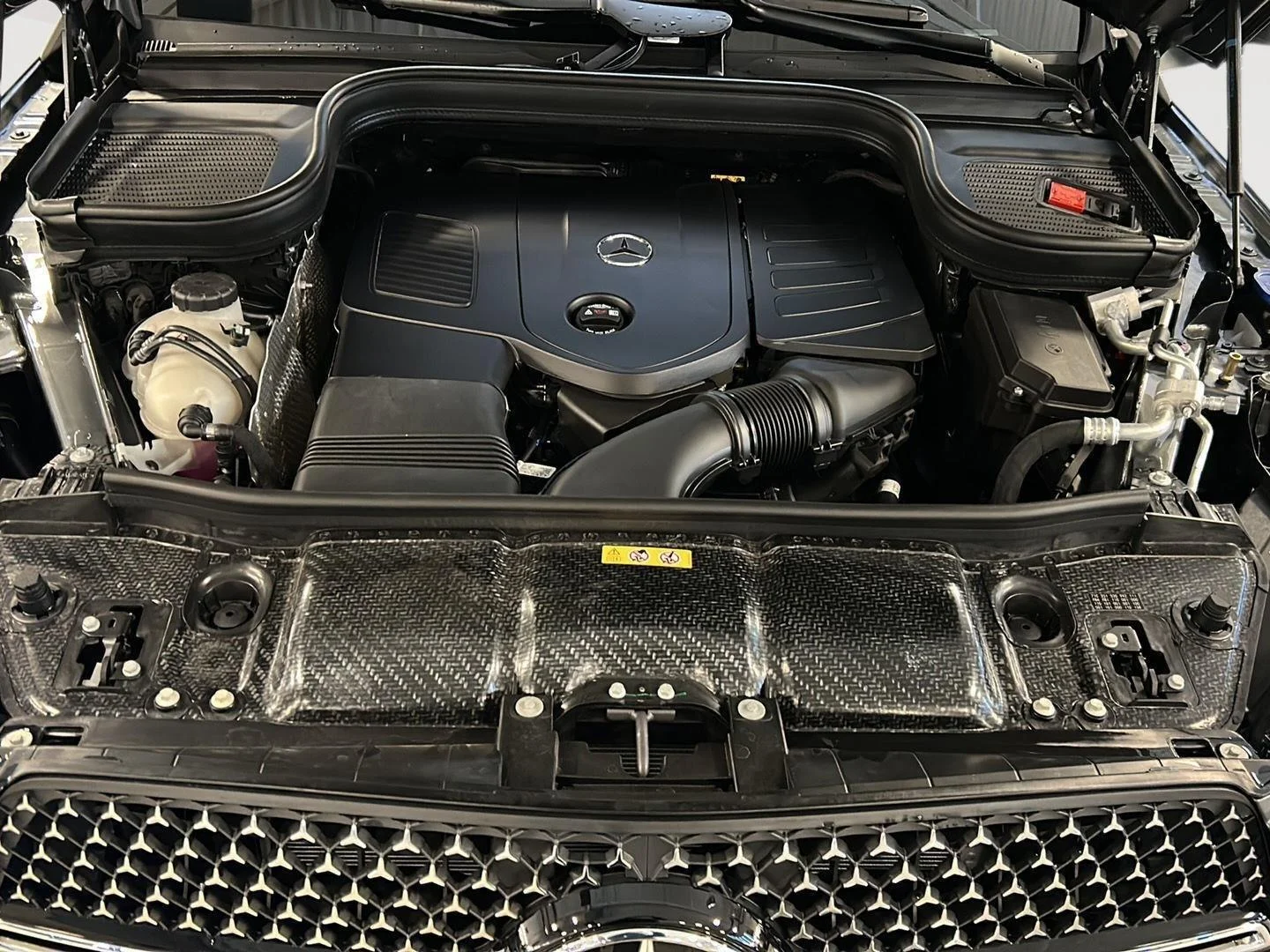 New 2026 Selenite Grey Metallic Mercedes-Benz GLE 350 image 26