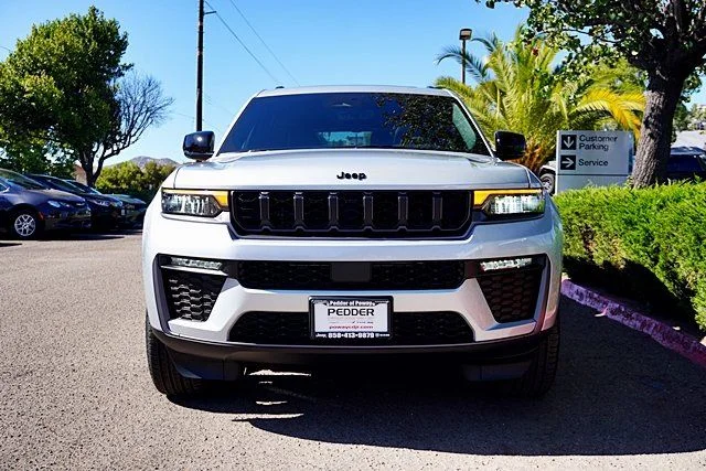 New 2026 Silver Zynith Jeep Limited image 4