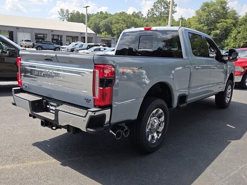 New 2026 Glacier Gray Metallic Tri-Coat Ford F-250® King Ranch® image 14