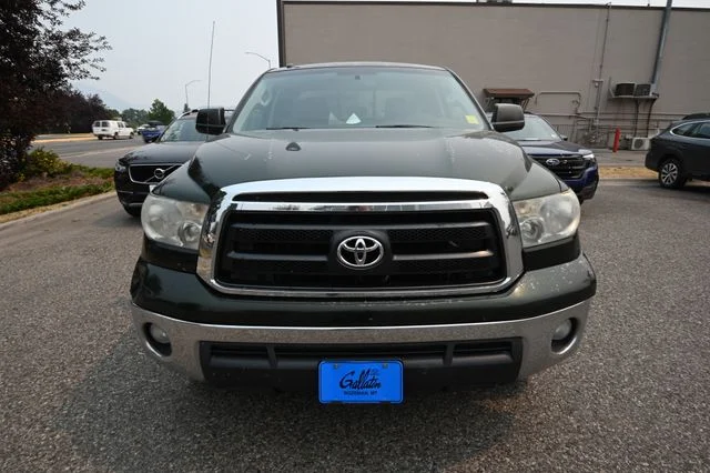 Used 2012 Green Toyota Grade image 8
