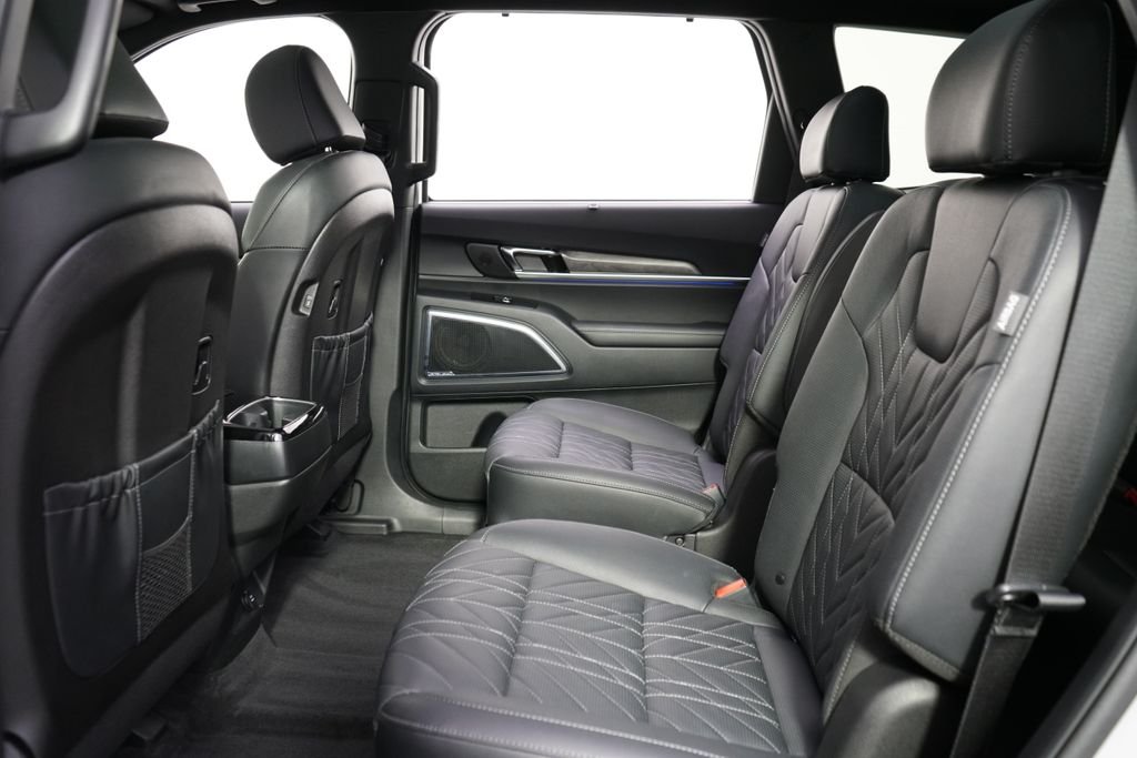 Used 2025 Gray Kia SX X-Line image 14