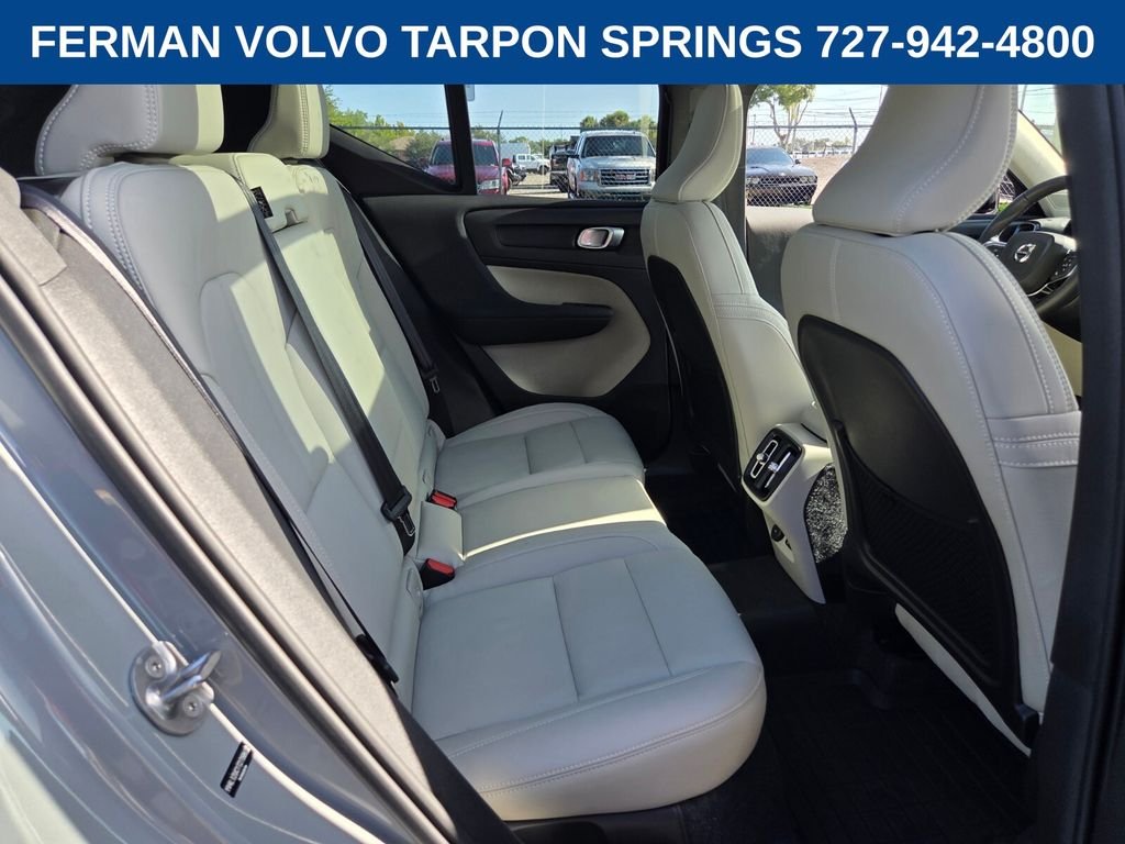 New 2026 Vapour Grey Volvo Plus image 18