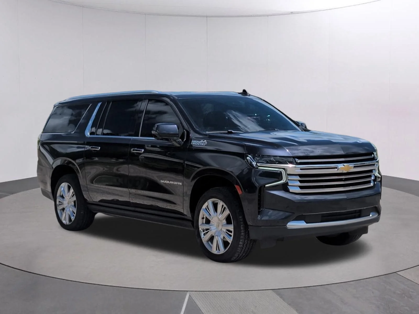 Used 2023 Dark Ash Metallic Chevrolet High Country image 9