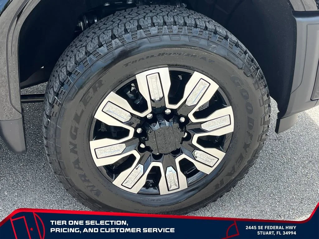 Used 2026 Onyx Black GMC Denali image 21