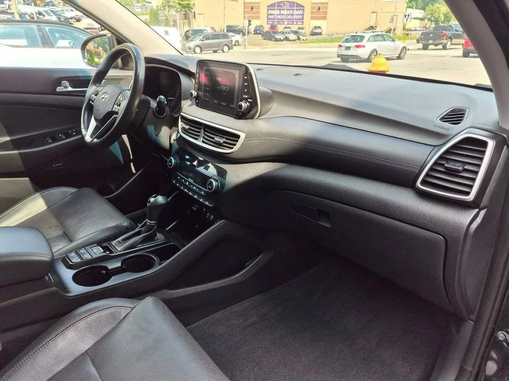 Used 2020 Black Hyundai Ultimate image 28