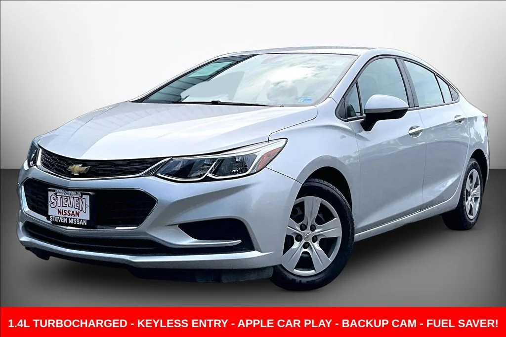 Used 2018 Silver Chevrolet LS image 3