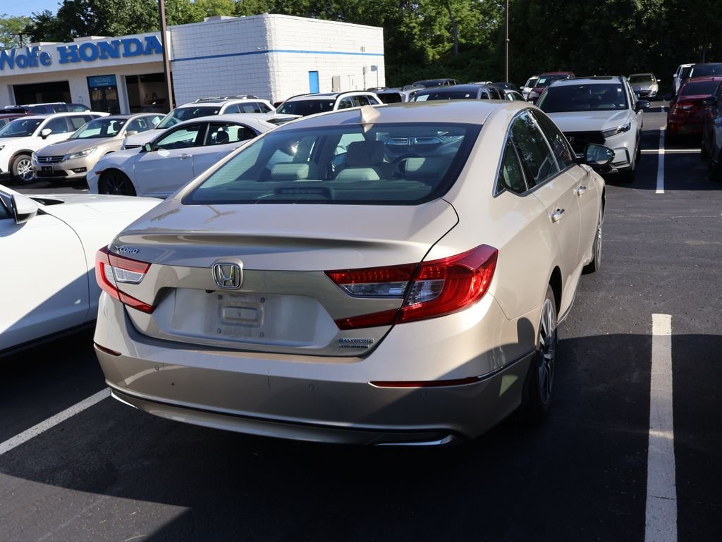 Used 2020  Honda Touring image 5