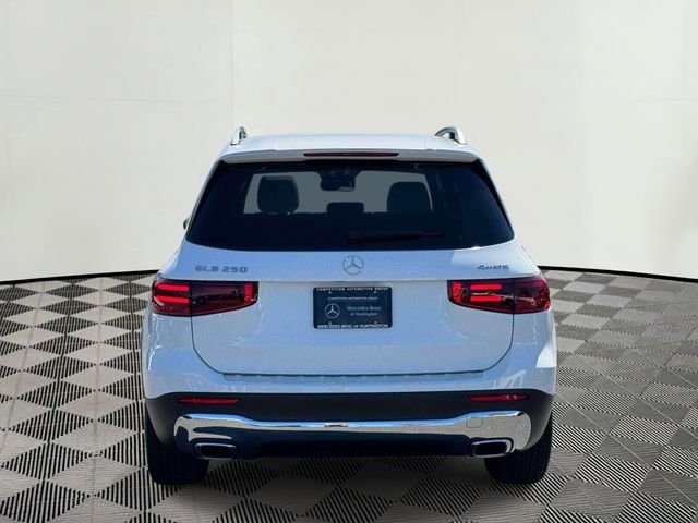 Used 2026 Polar White Mercedes-Benz GLB 250 image 10