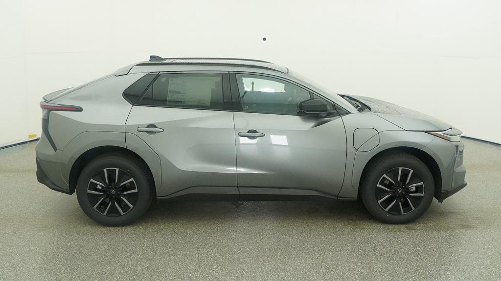 New 2026 Heavy Metal Toyota XLE image 14