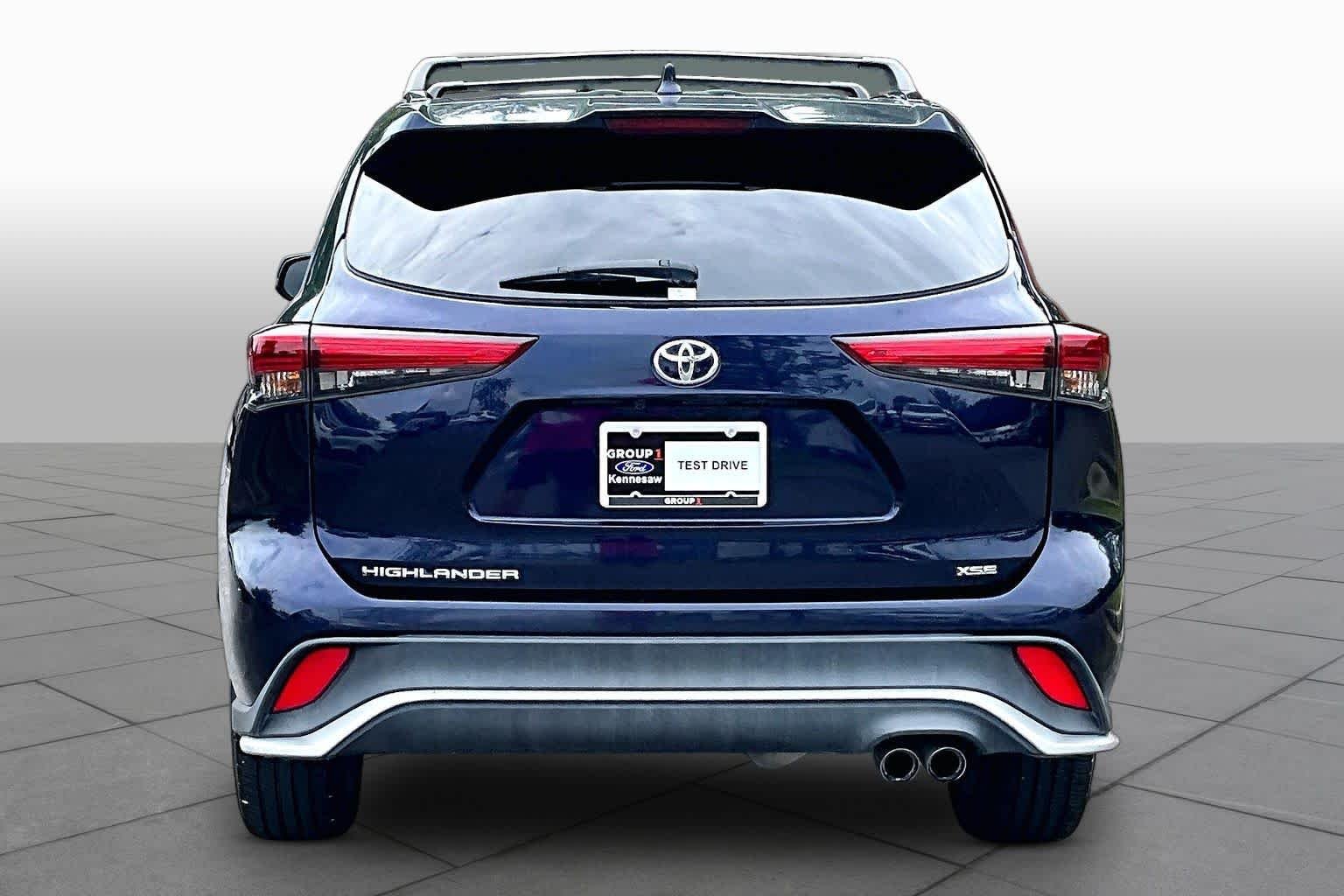 Used 2022 Blueprint Toyota XSE image 9