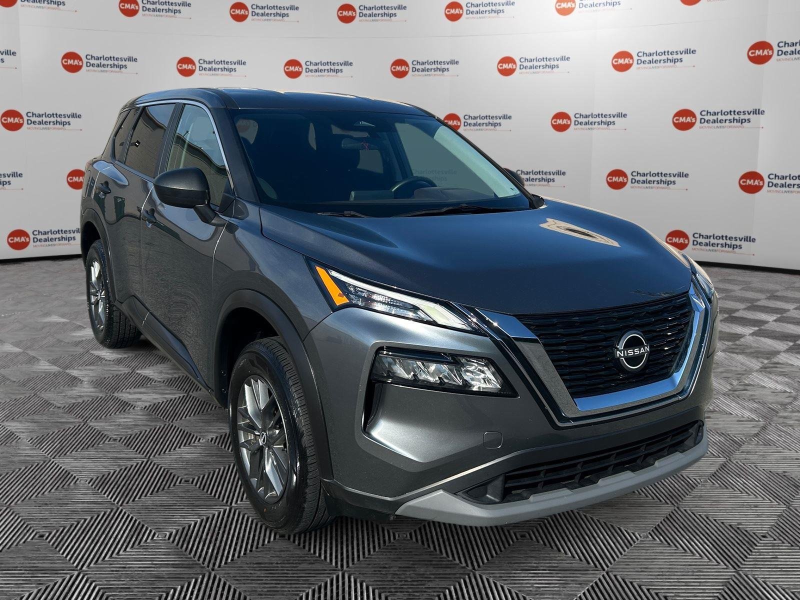 Used 2023 Gun Metallic Nissan S image 7