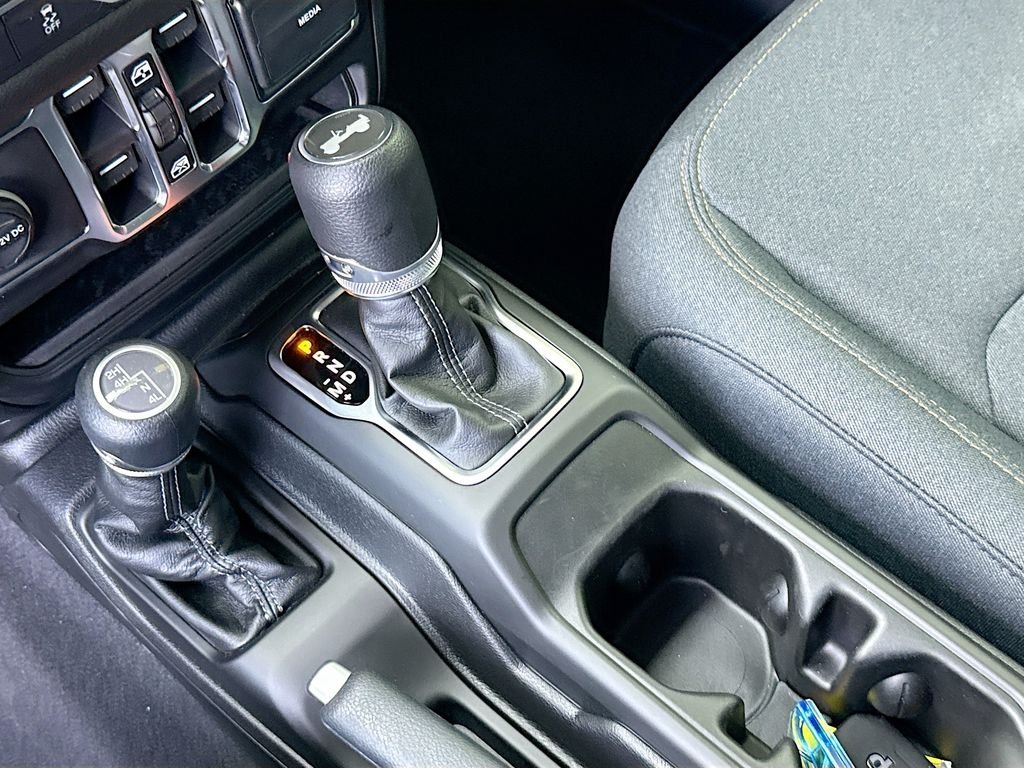 Used 2026 Black Clearcoat Jeep Sport image 17