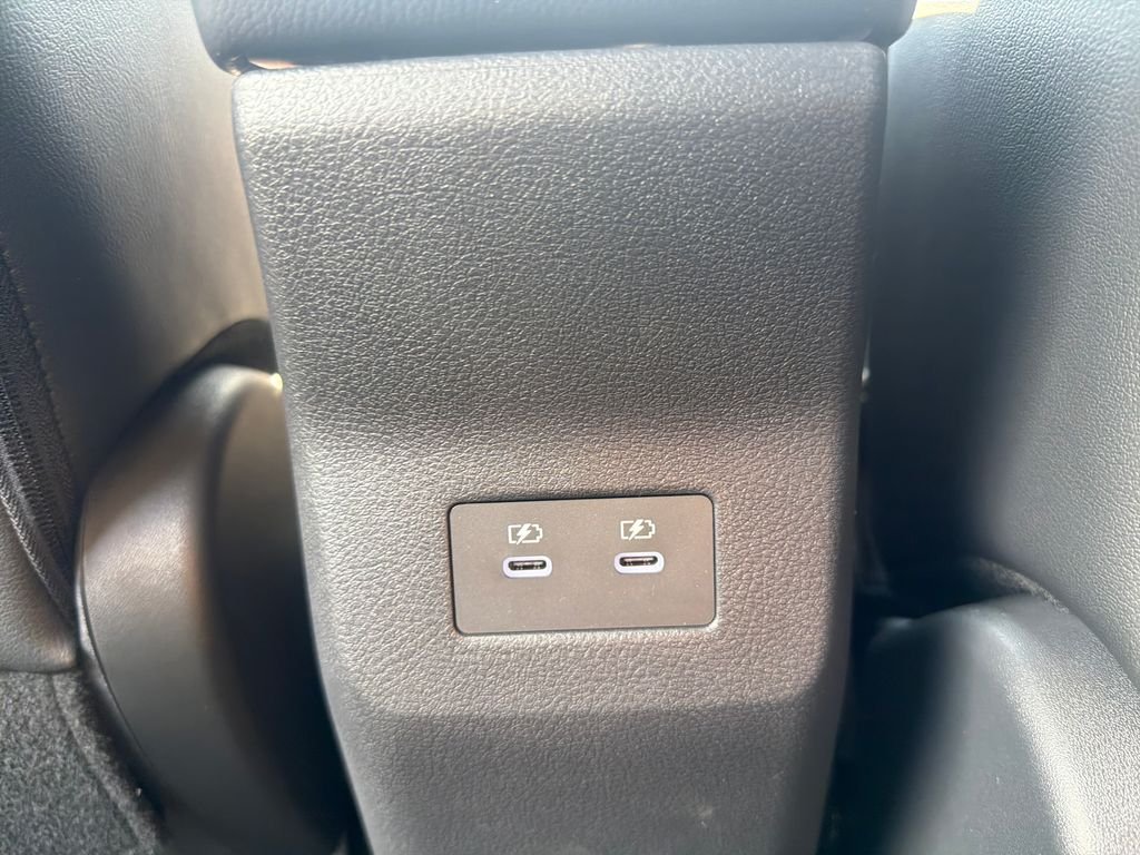 New 2026 Nissan Kicks SR 4D Sport Utility