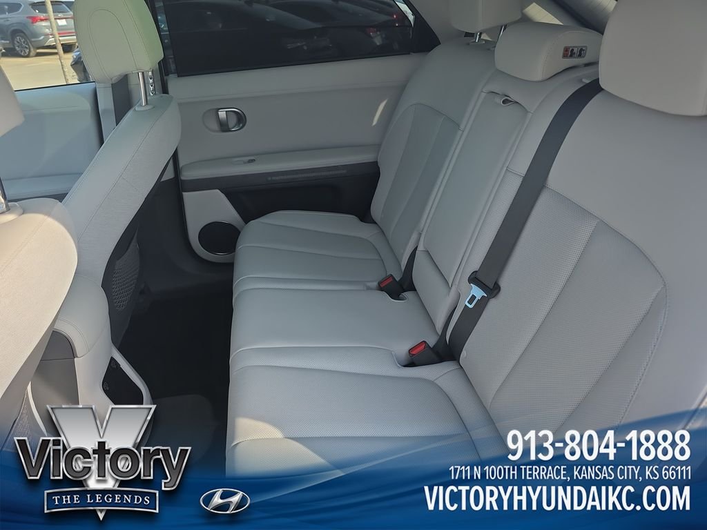 Used 2023 White Hyundai Limited image 25
