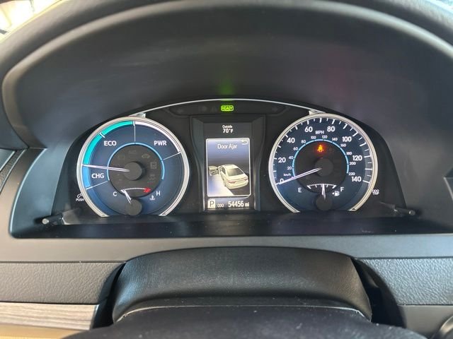 Used 2017 White Toyota XLE image 10