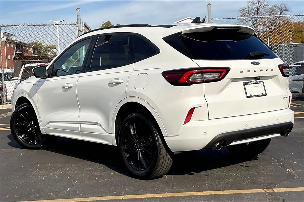 2023 FORD ESCAPE - Image 9