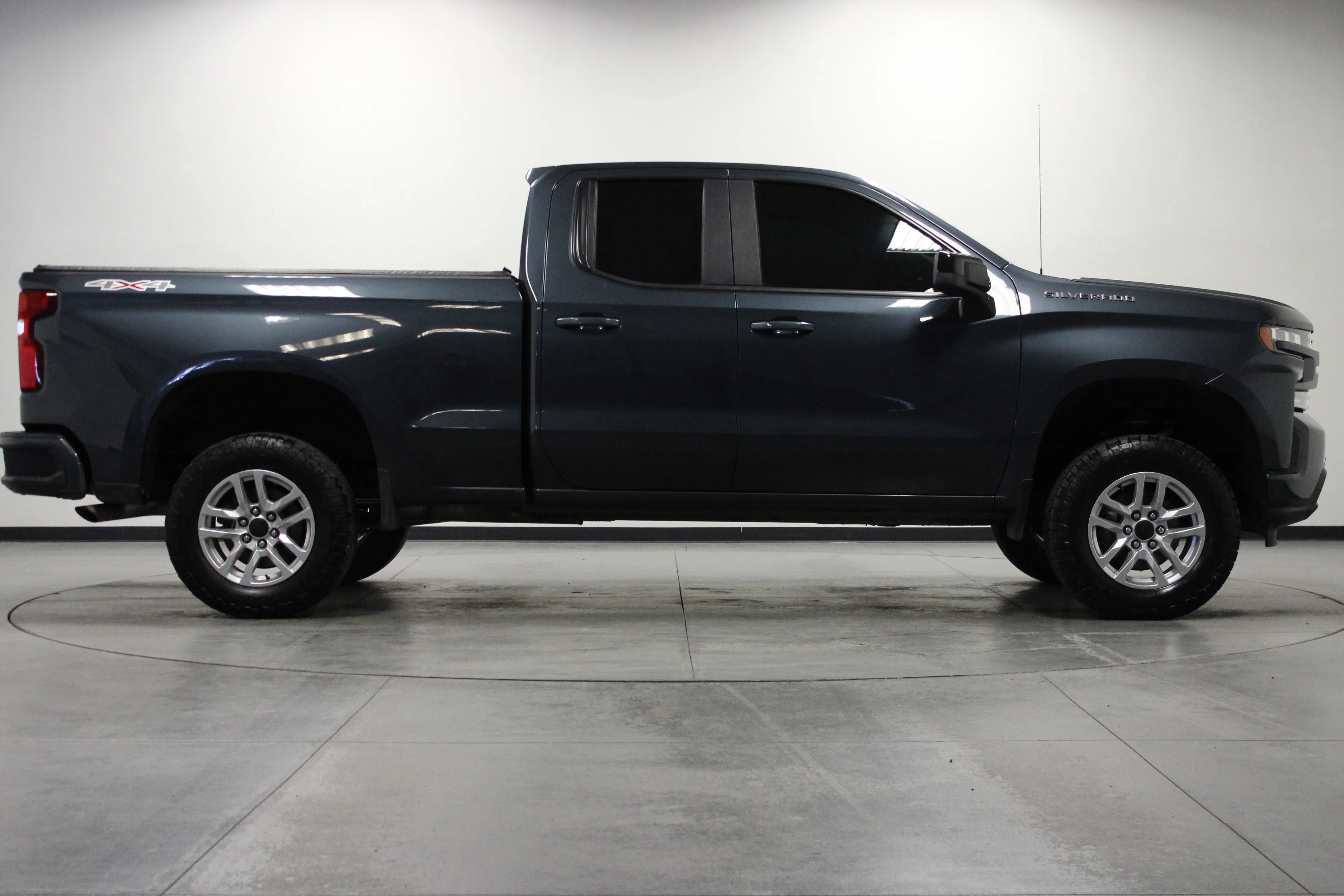 Used 2021 Shadow Gray Metallic Chevrolet RST image 3