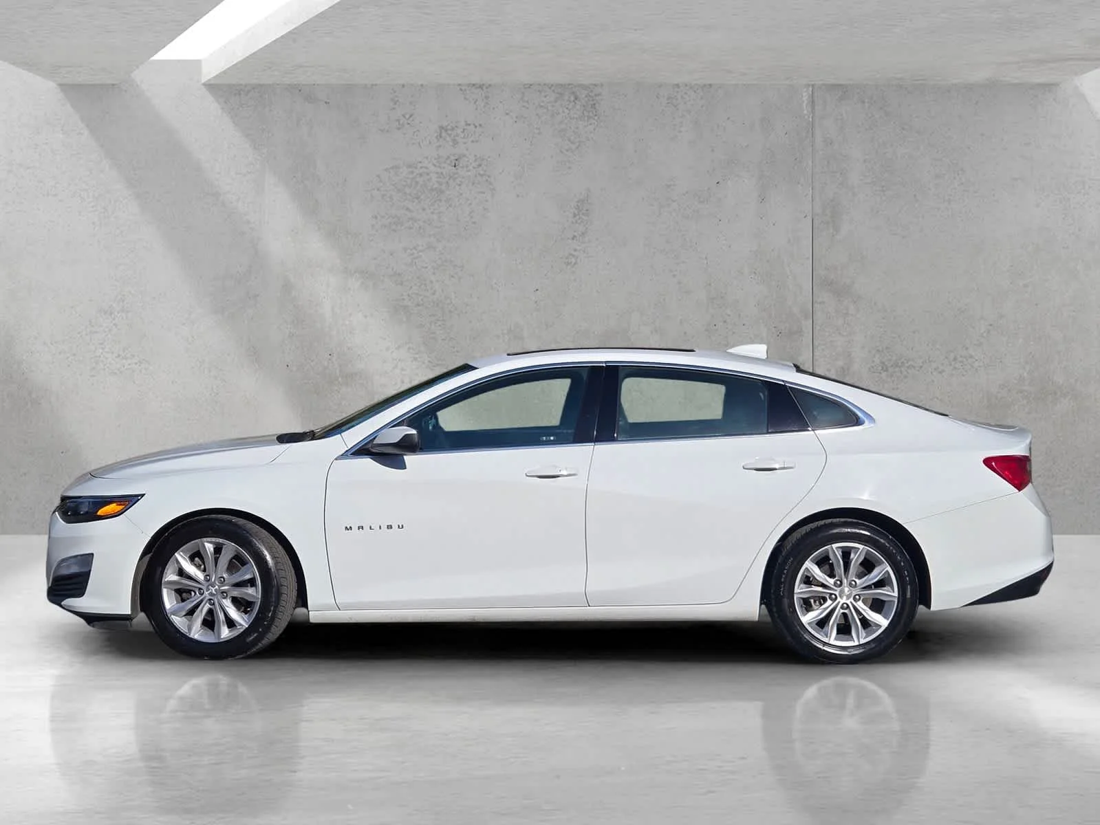 Used 2023 Summit White Chevrolet LT image 7