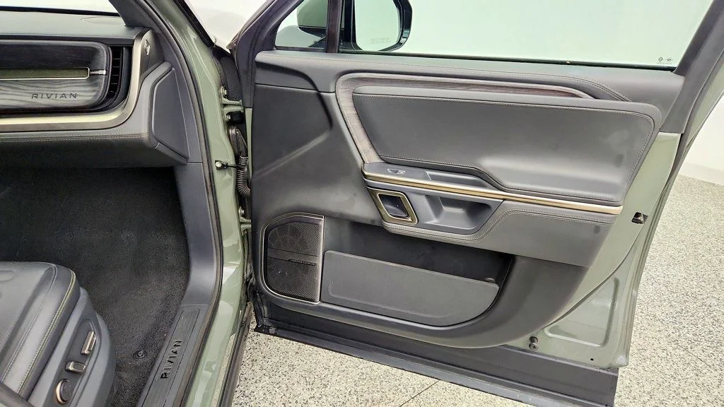 Used 2022 Forest Green Rivian Launch Edition AWD image 28