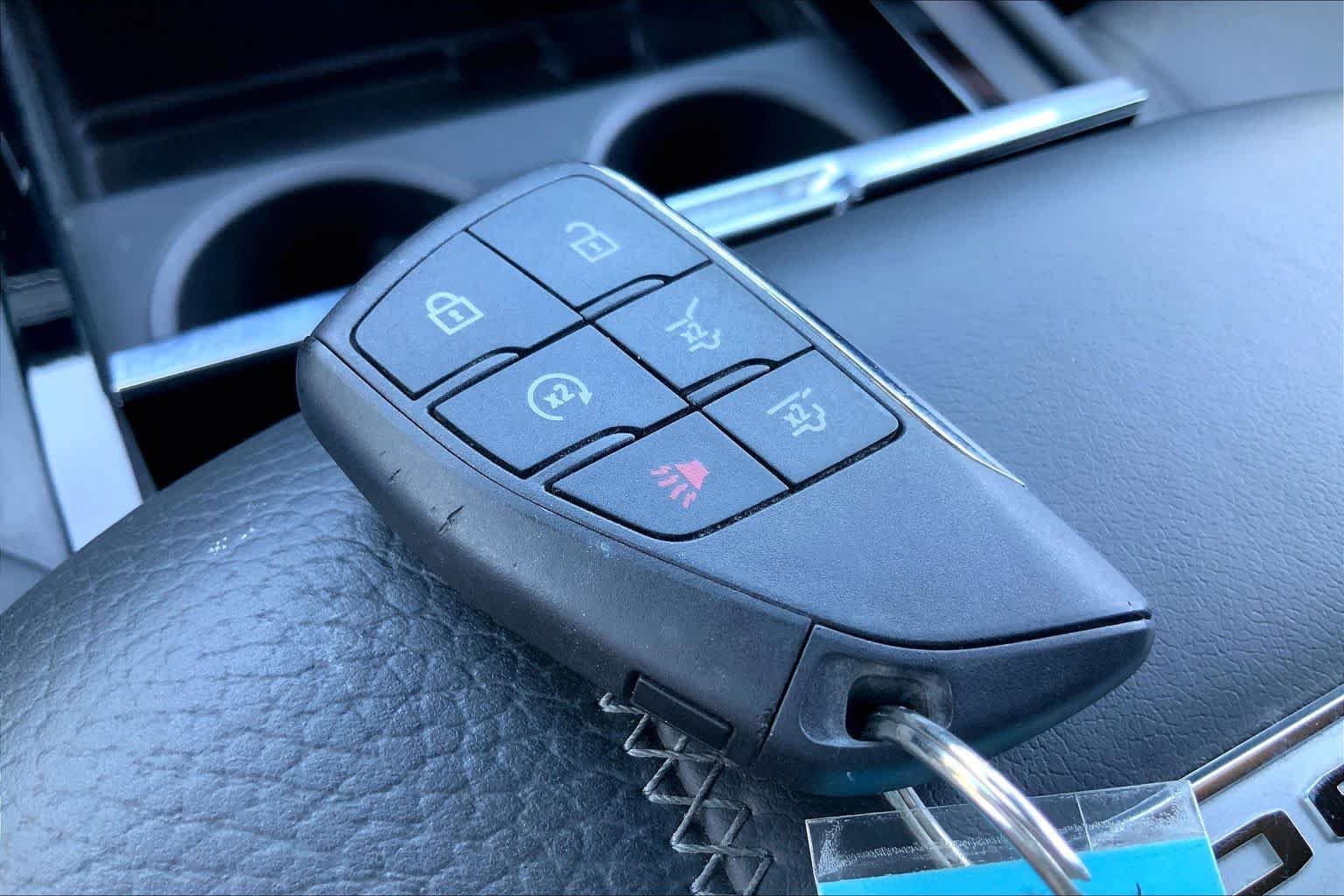 Used 2025 Onyx Black GMC Denali image 15