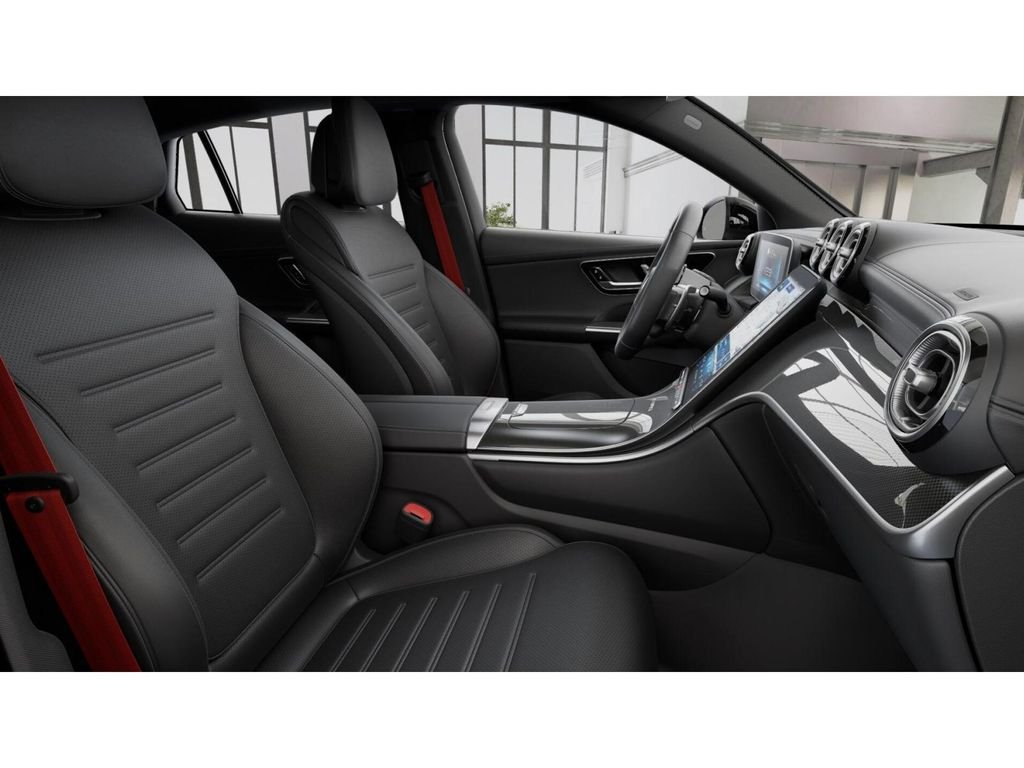 New 2027 MANUFAKTUR Moonlight White Metallic Mercedes-Benz AMG® GLC 53 4MATIC+ Coupe image 4