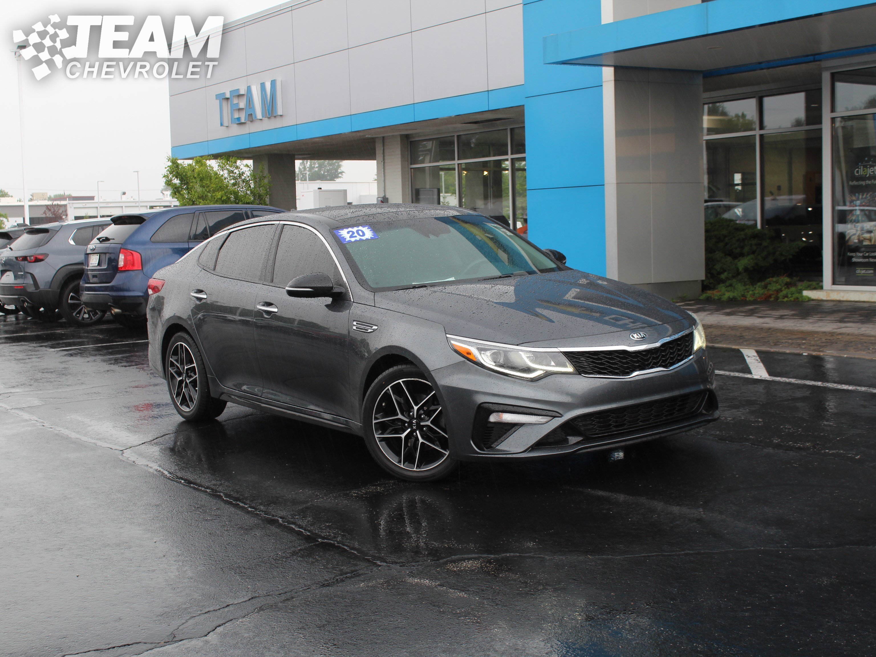 Used 2020 Kia Optima SE with VIN 5XXGT4L34LG444245 for sale in Valparaiso, IN