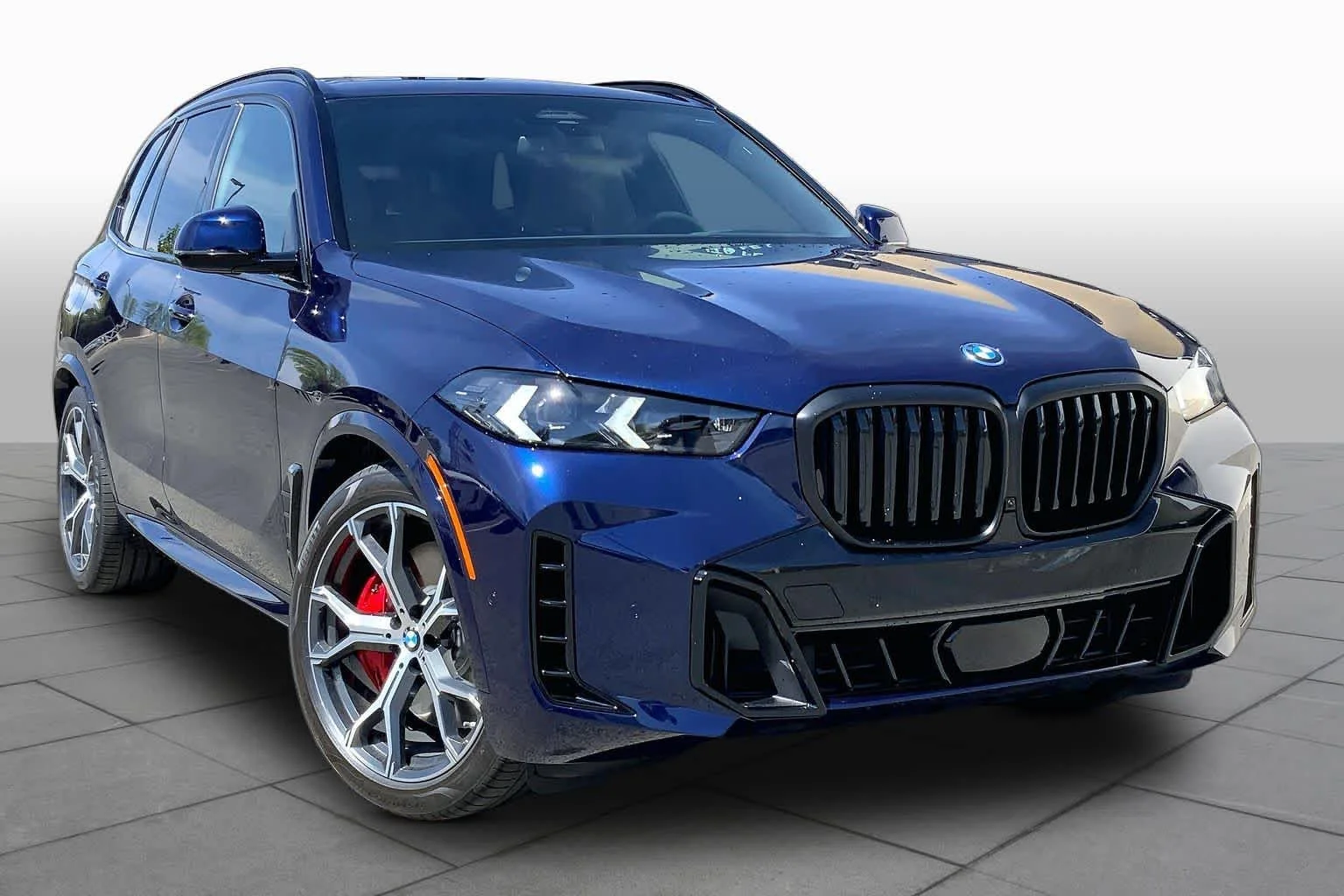 New 2026 Tanzanite Blue II Metallic BMW xDrive50e image 2