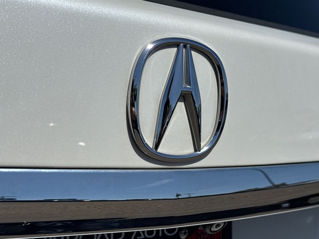 Used 2018 White Diamond Pearl Acura 3.5L image 12