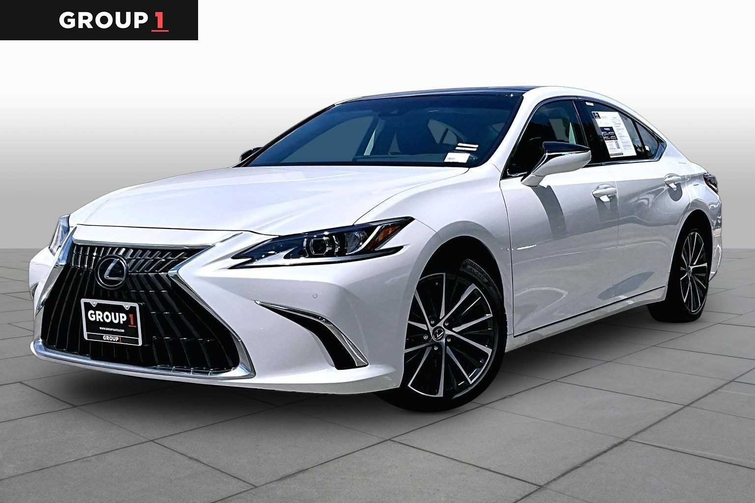 2025 Lexus ES 350 350's photo