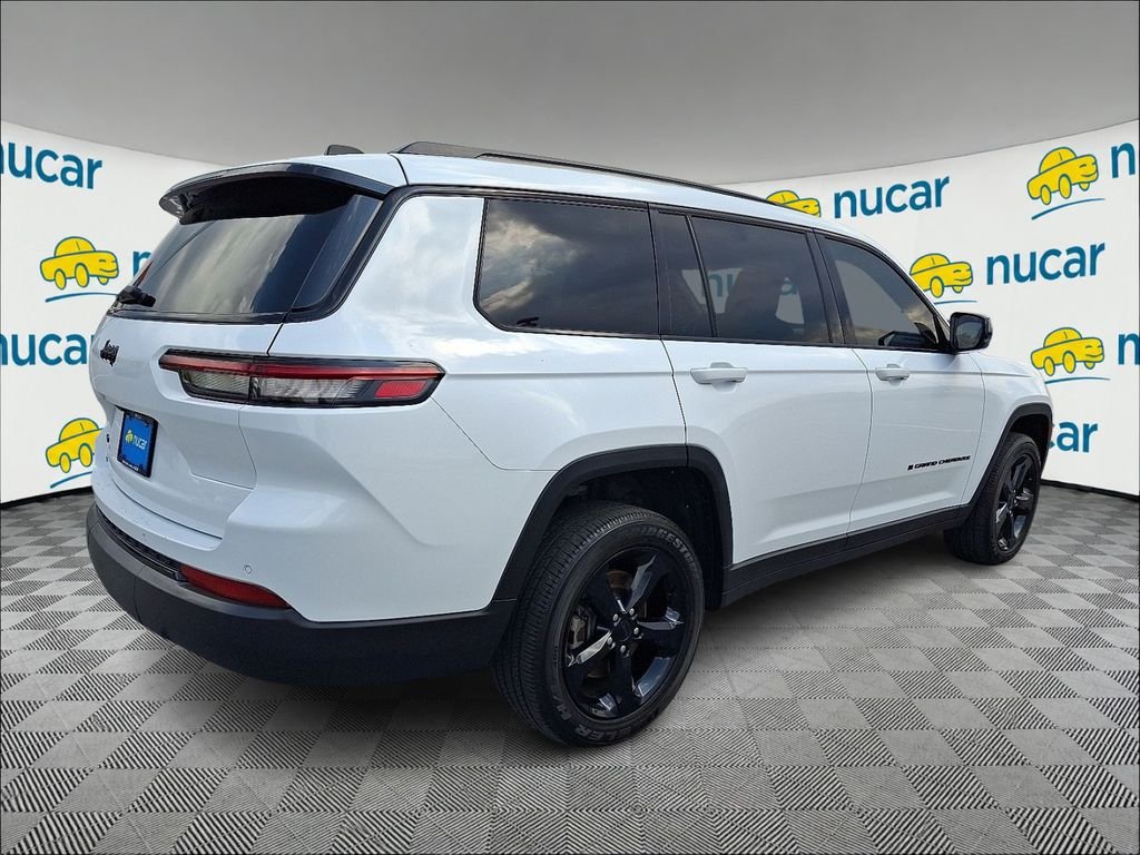 Used 2023 White Jeep Altitude image 7