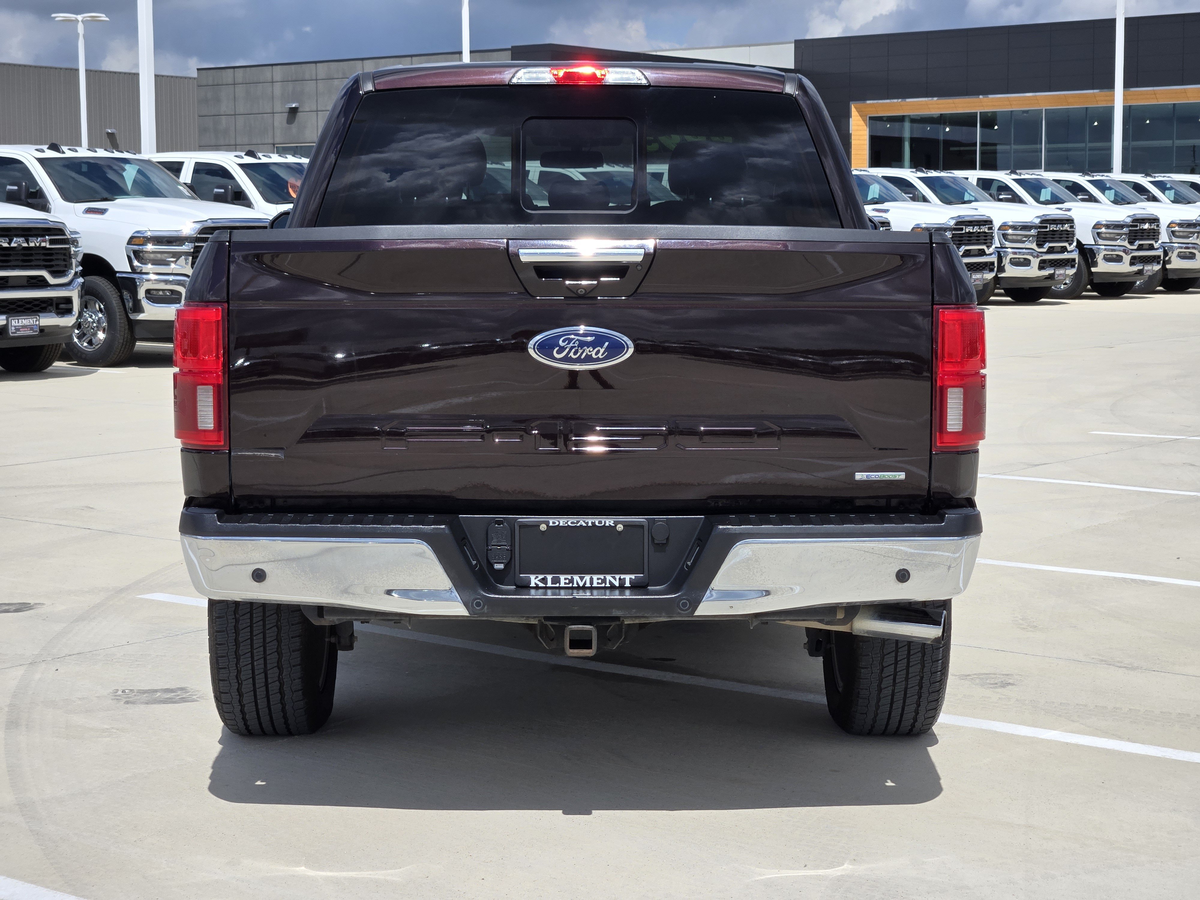 Used 2019 Magma Red Metallic Ford LARIAT image 7