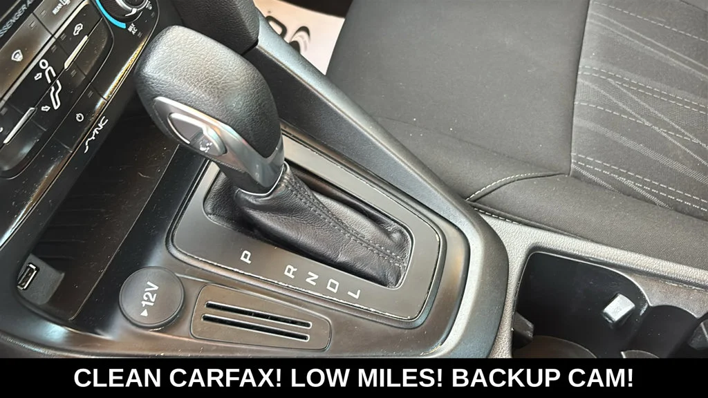 Used 2018 White Ford SE image 19